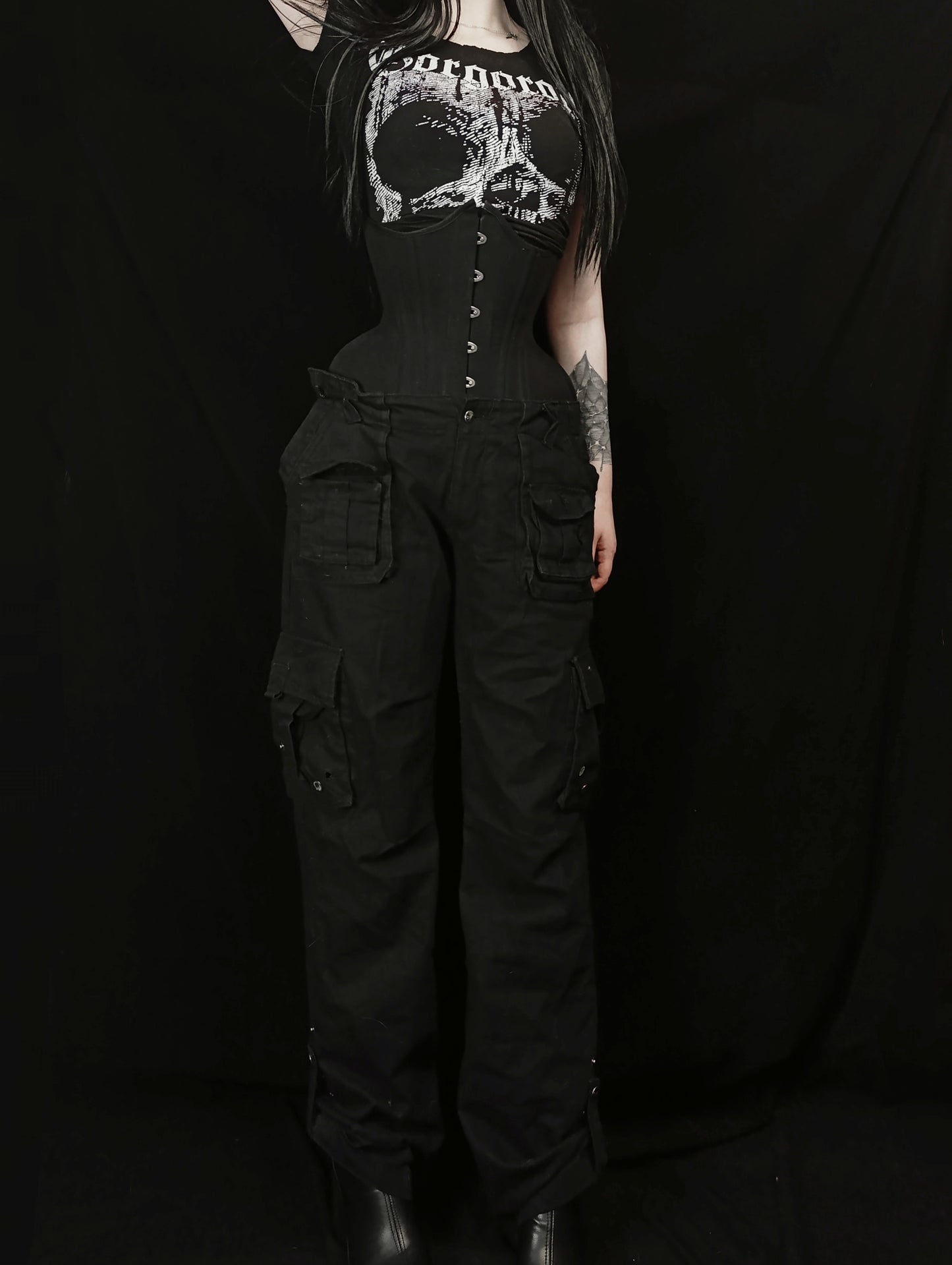 Szerokie spodnie marki Queen of Darkness