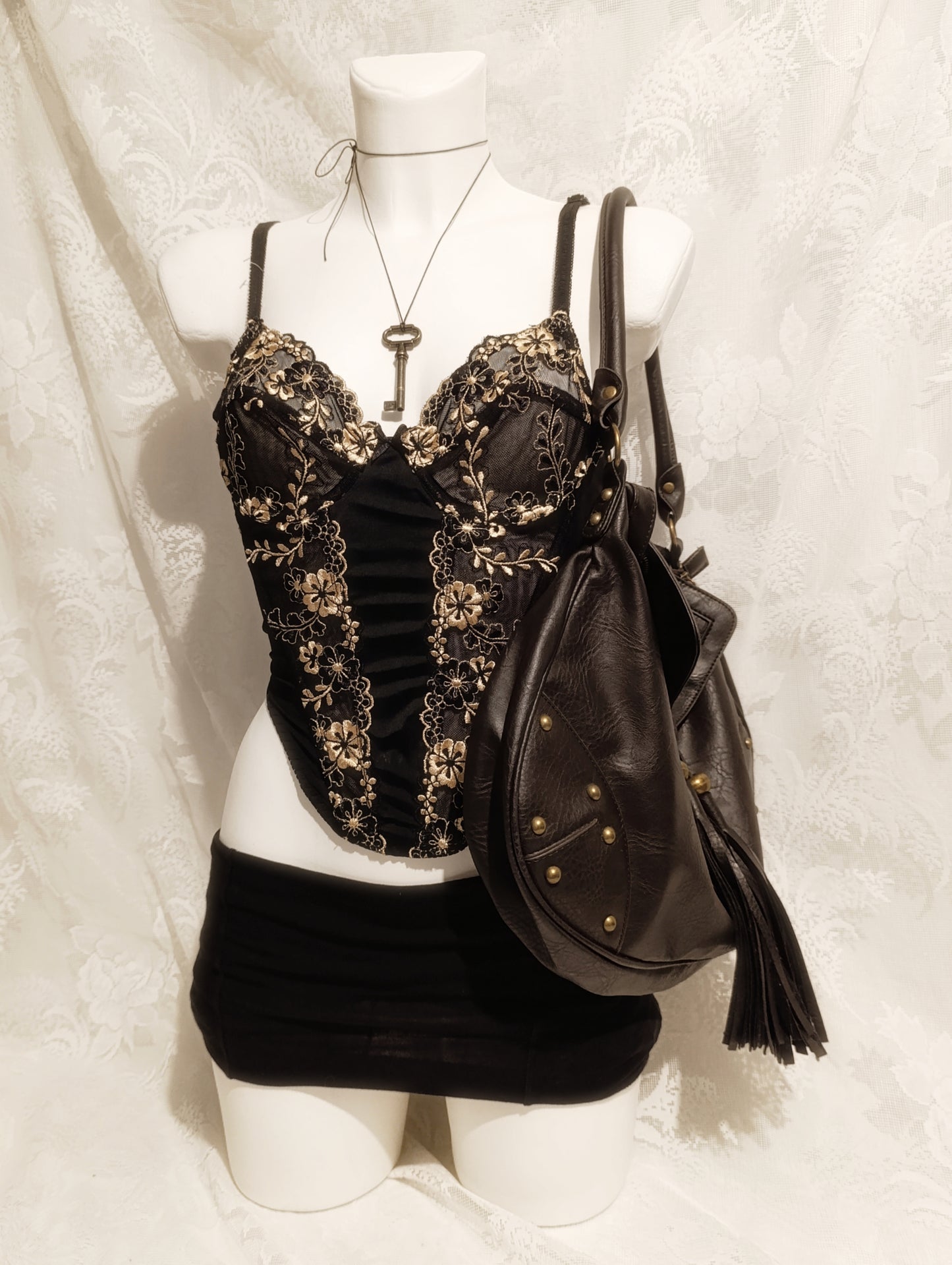 Brown Bag with Tassels ˗ˏˋ ★ ˎˊ˗