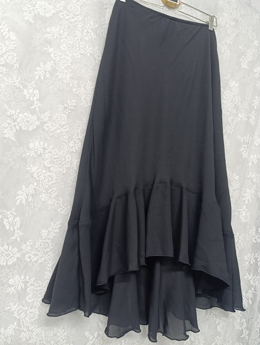 Asymmetric Maxi Skirt 𖤐⭒๋࣭
