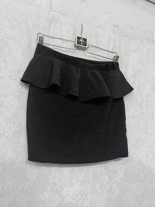 Ruffle Mini Skirt 𓆩♱𓆪