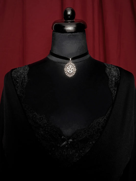 The Pentagram Velvet Choker ˗ˏ★ˎˊ˗