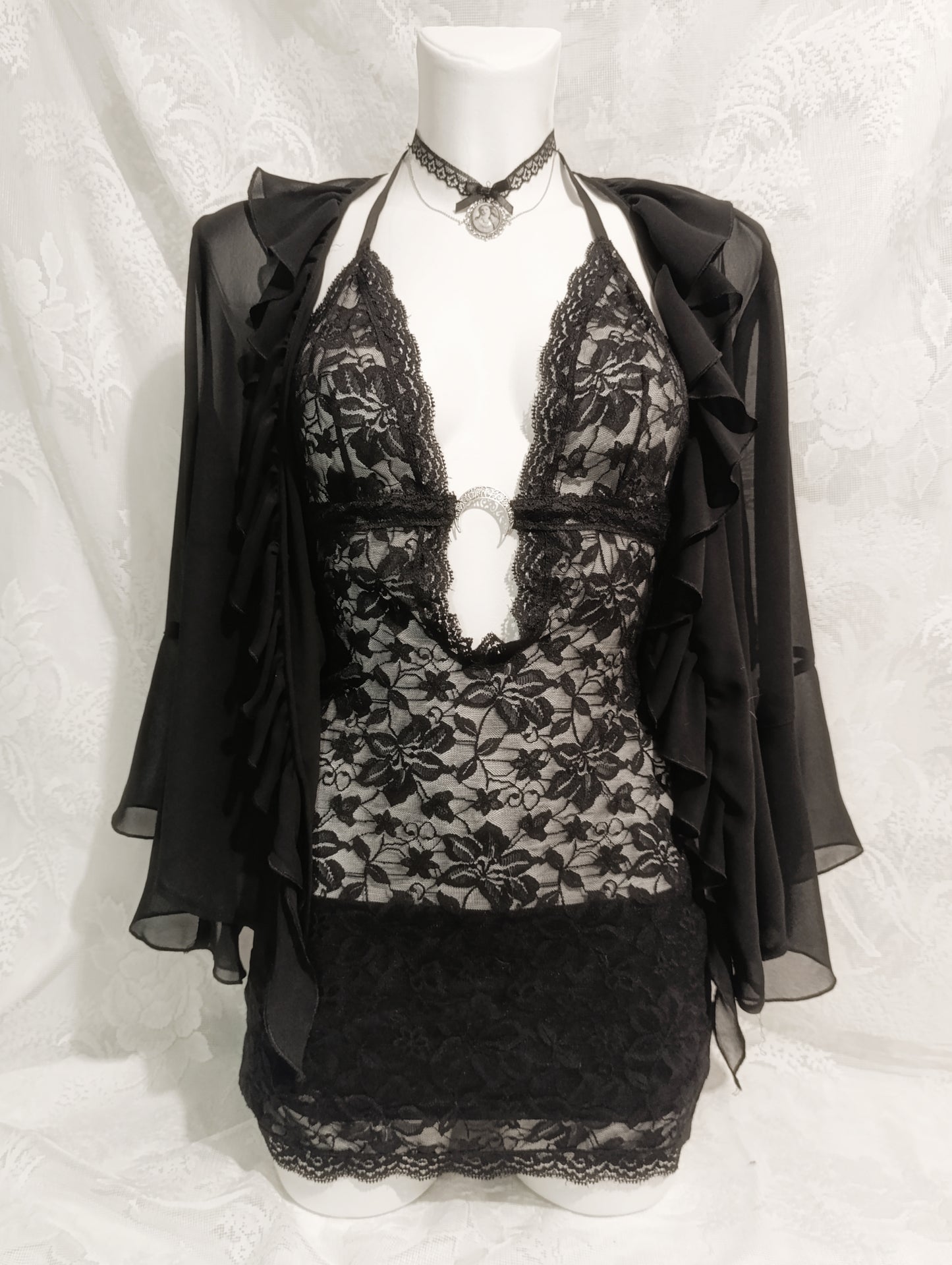 Sheer Mesh Bolero ✞︎