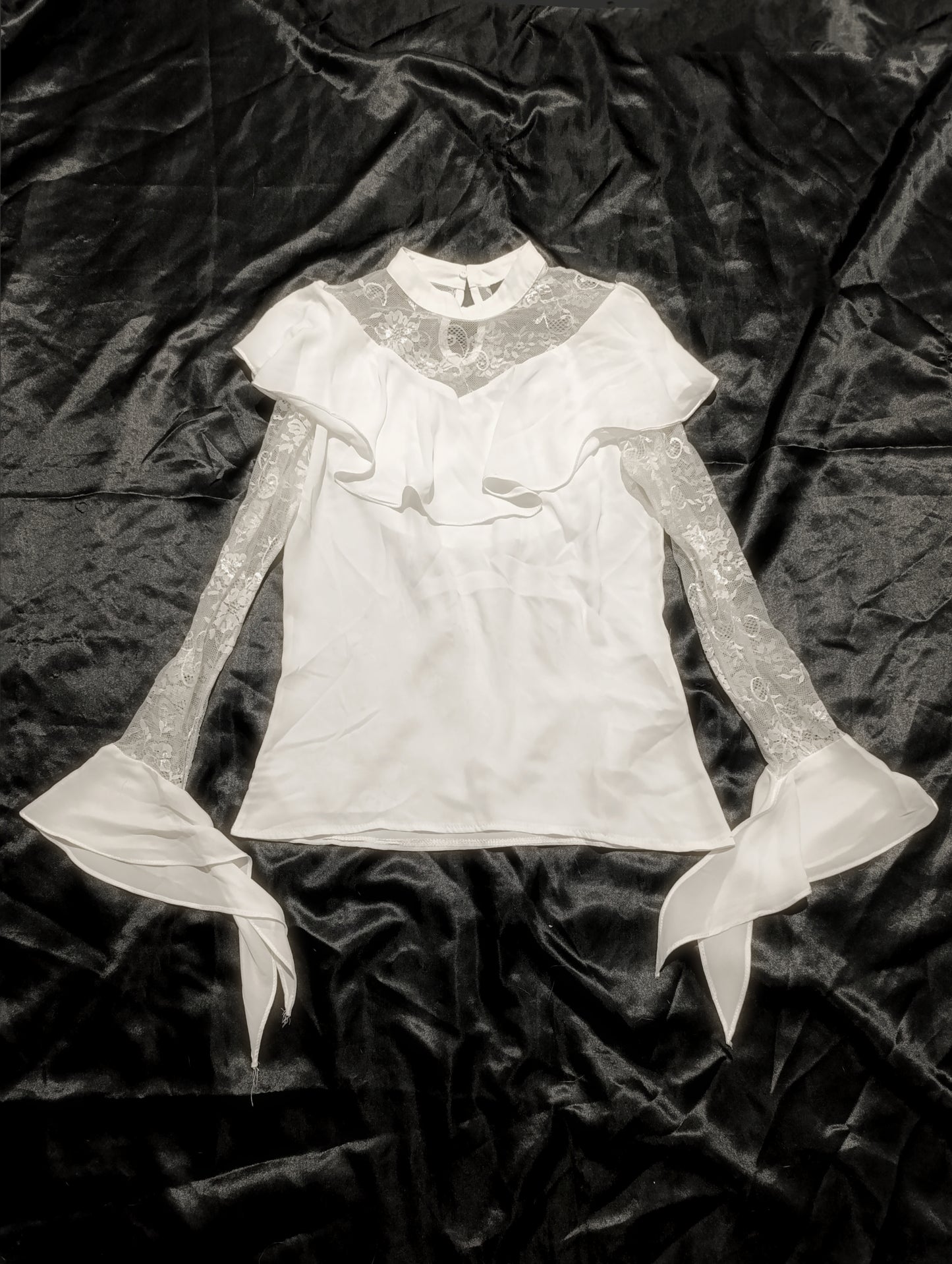 Elegant Ruffled Lace Blouse ₍ᐢ._.ᐢ₎♡