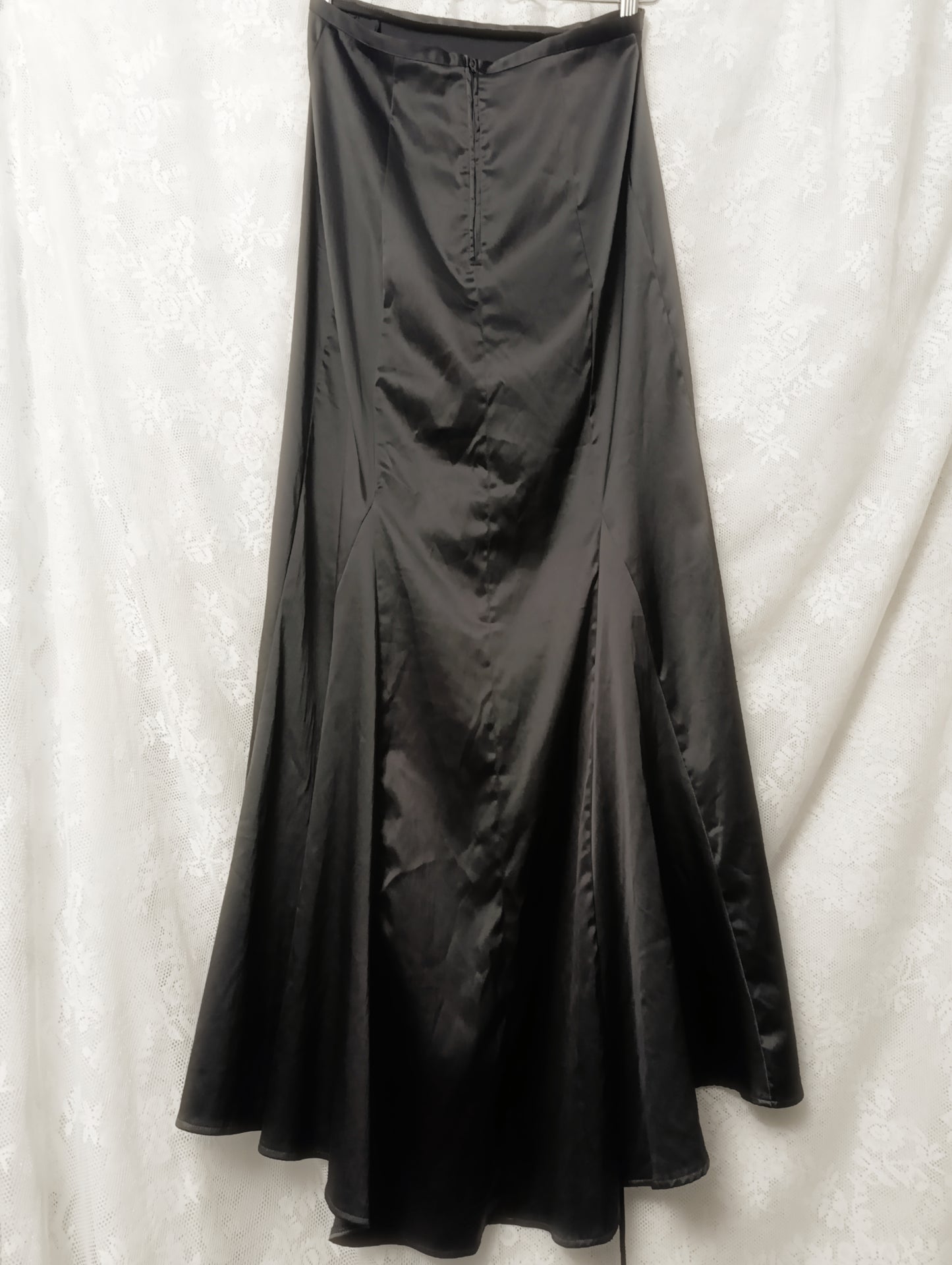 Lace-up Satin Skirt ⛦