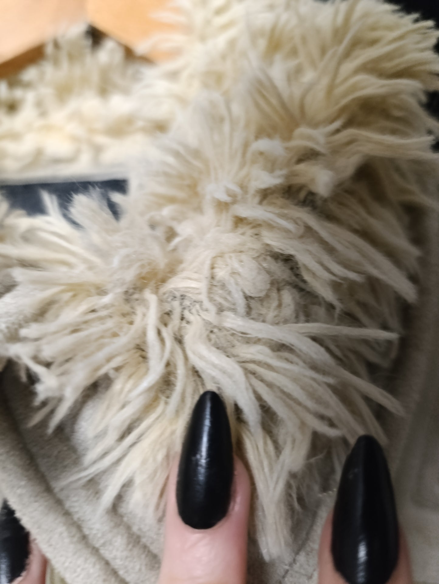 Beige Jacket 𝜗ৎ