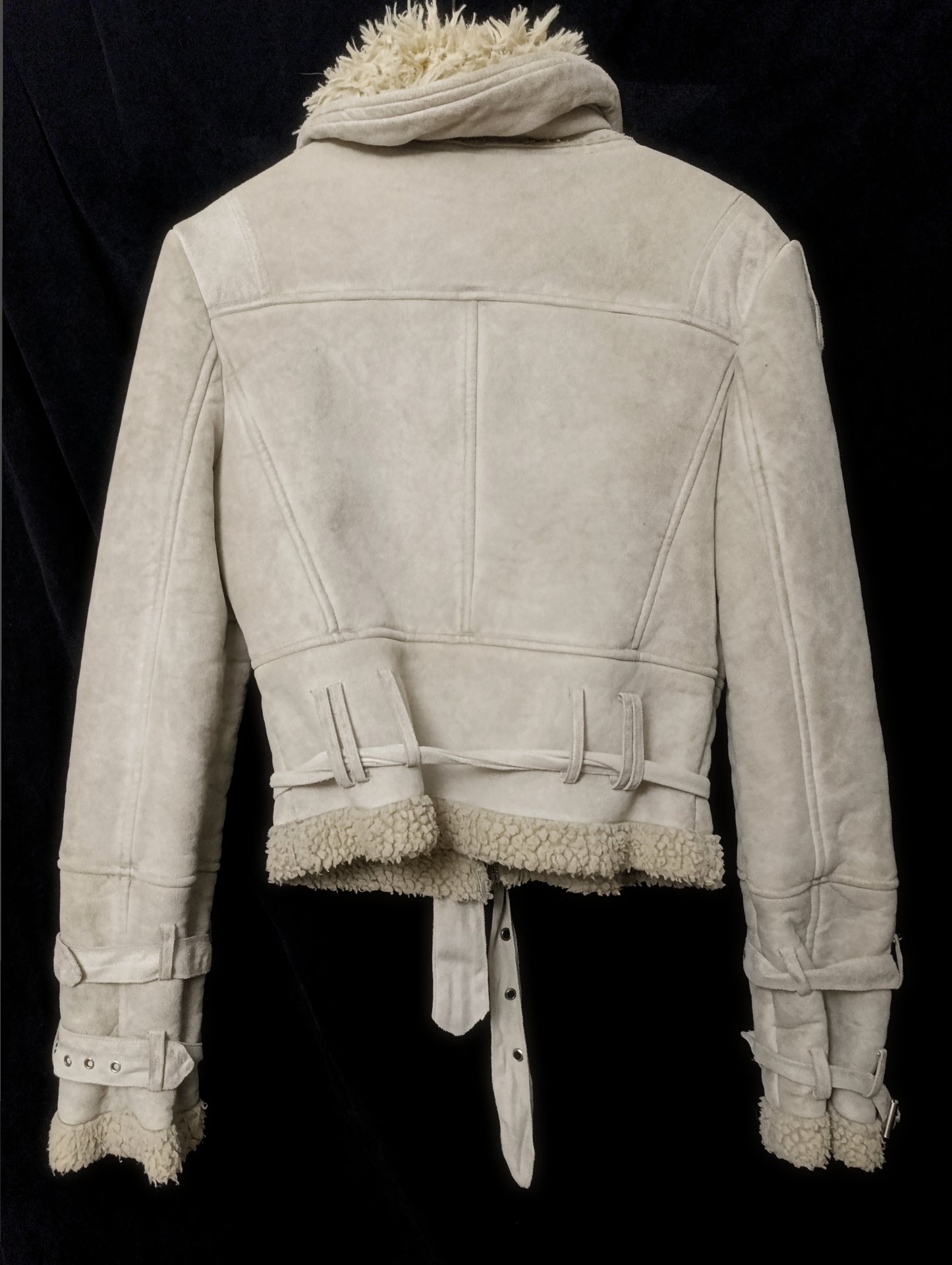 Beige Jacket 𝜗ৎ