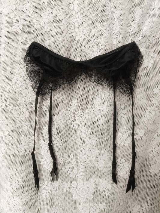 Lace Garter Belt 𓆩♱𓆪