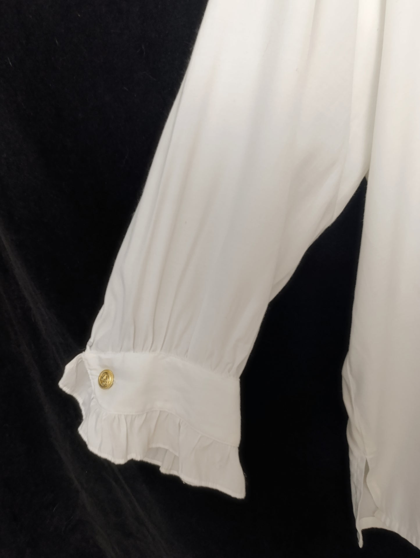 White Ruffled Collar Blouse ✞︎