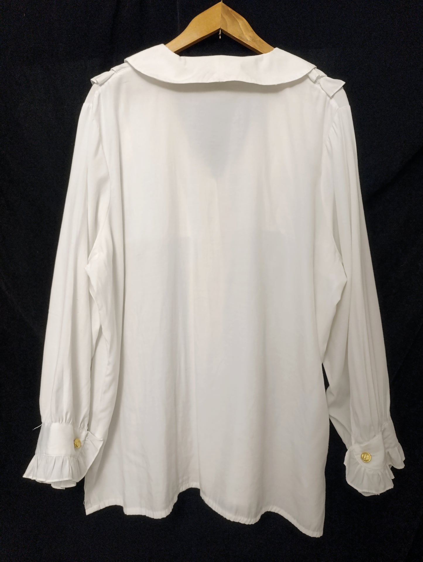 White Ruffled Collar Blouse ✞︎