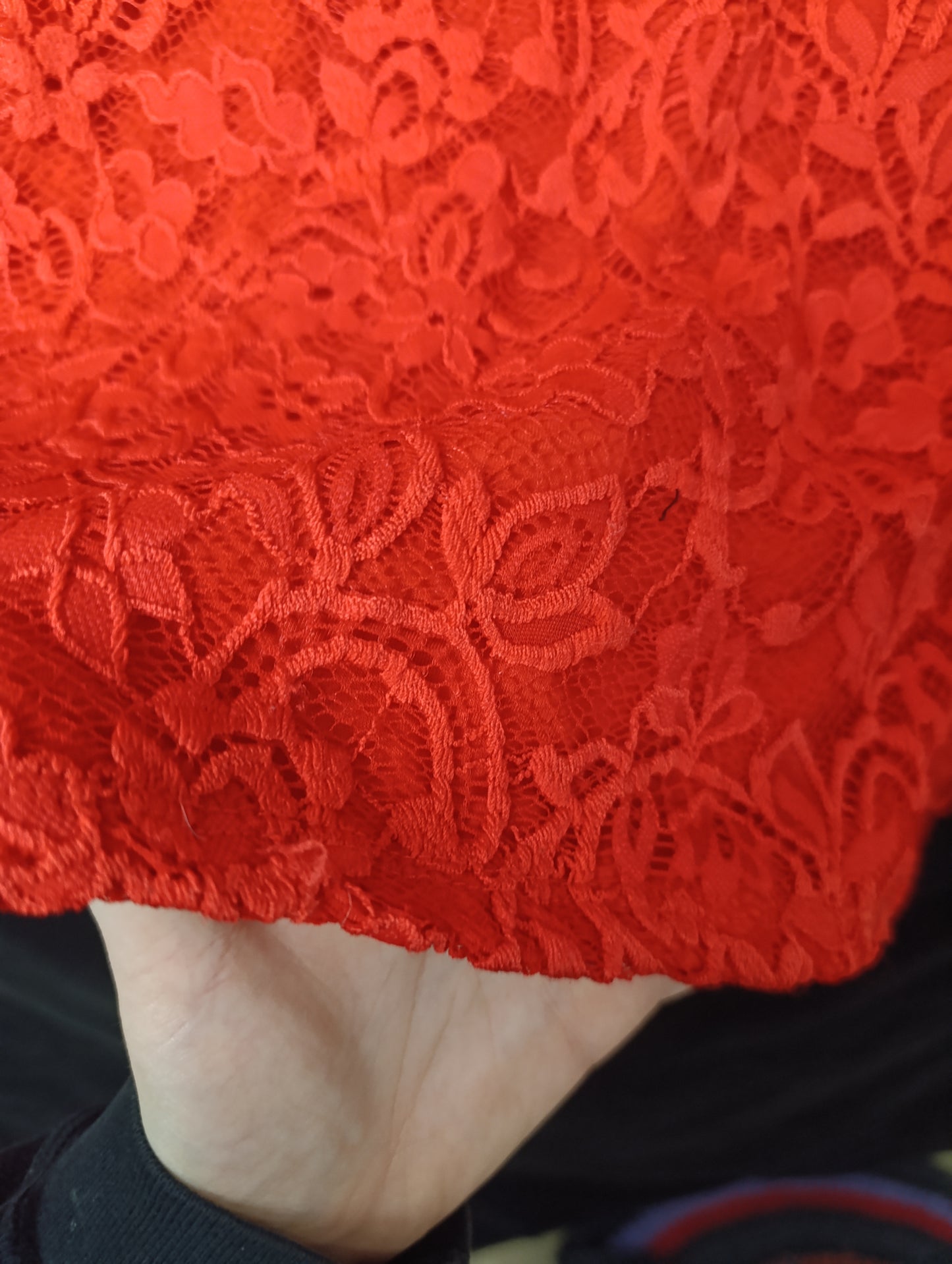 Red Lace Off-Shoulder Top ༺♰༻