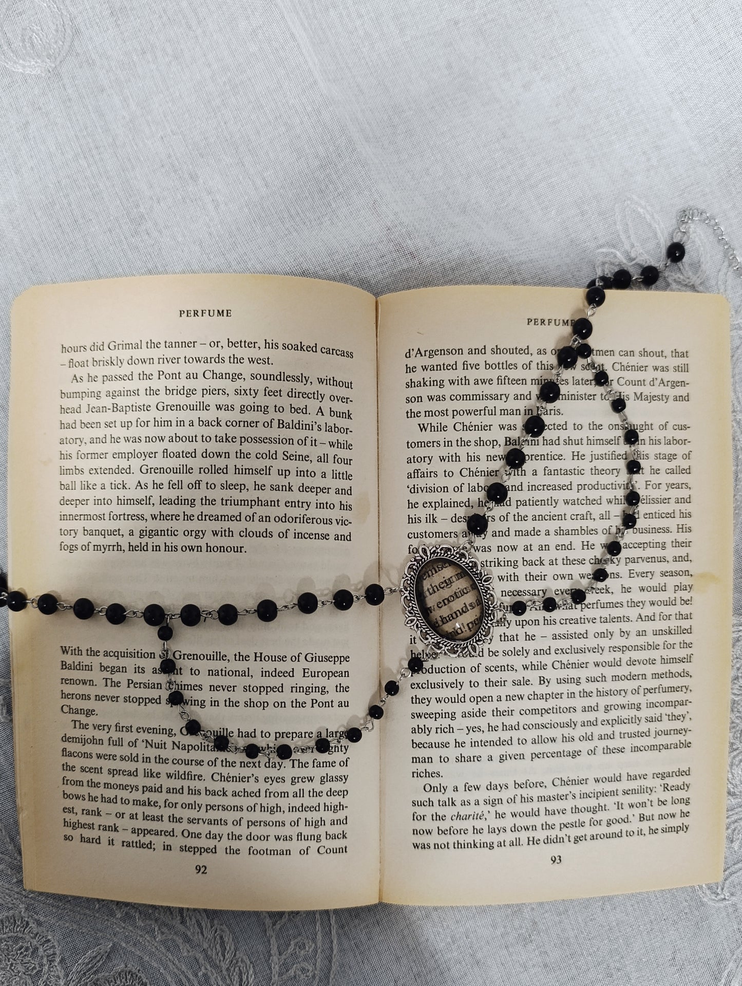 "Their Erotic Hands" Beaded Necklace 𝜗ৎ