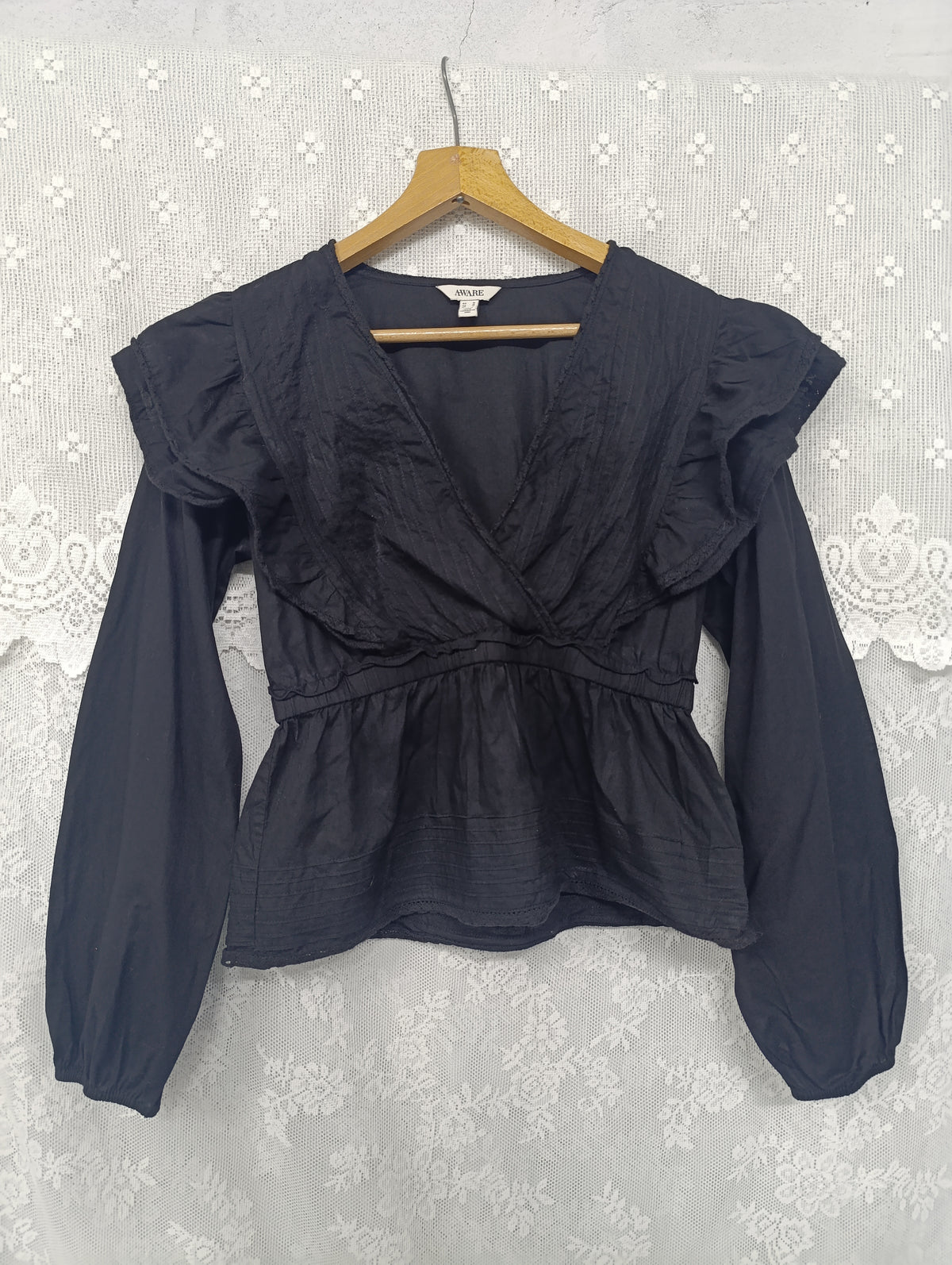 Cotton Ruffle Shoulder Blouse -♡´-