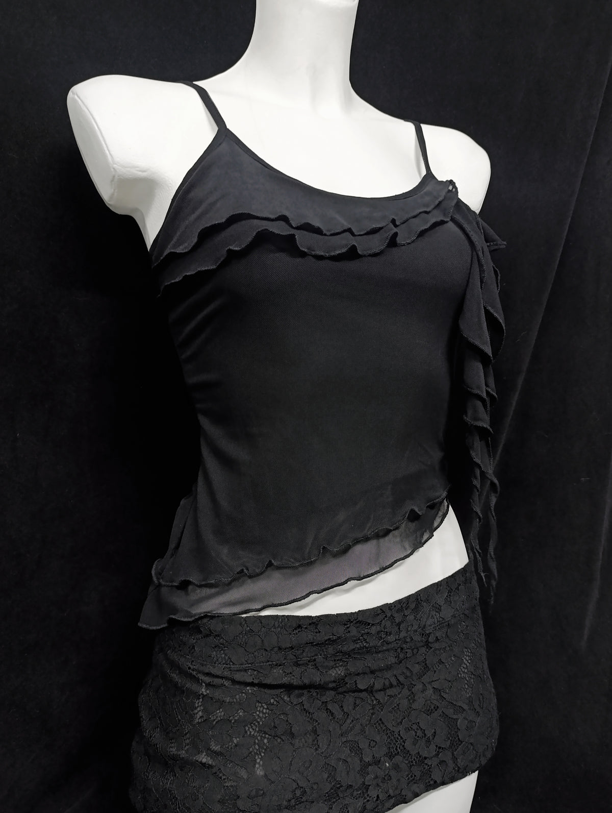 Ruffled Mesh Top ₍ᐢ._.ᐢ₎♡