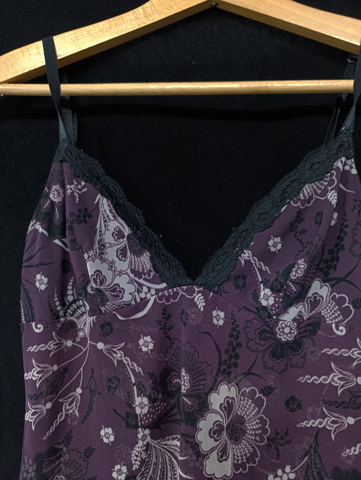 Purple Floral Mesh Slip 𝜗ৎ