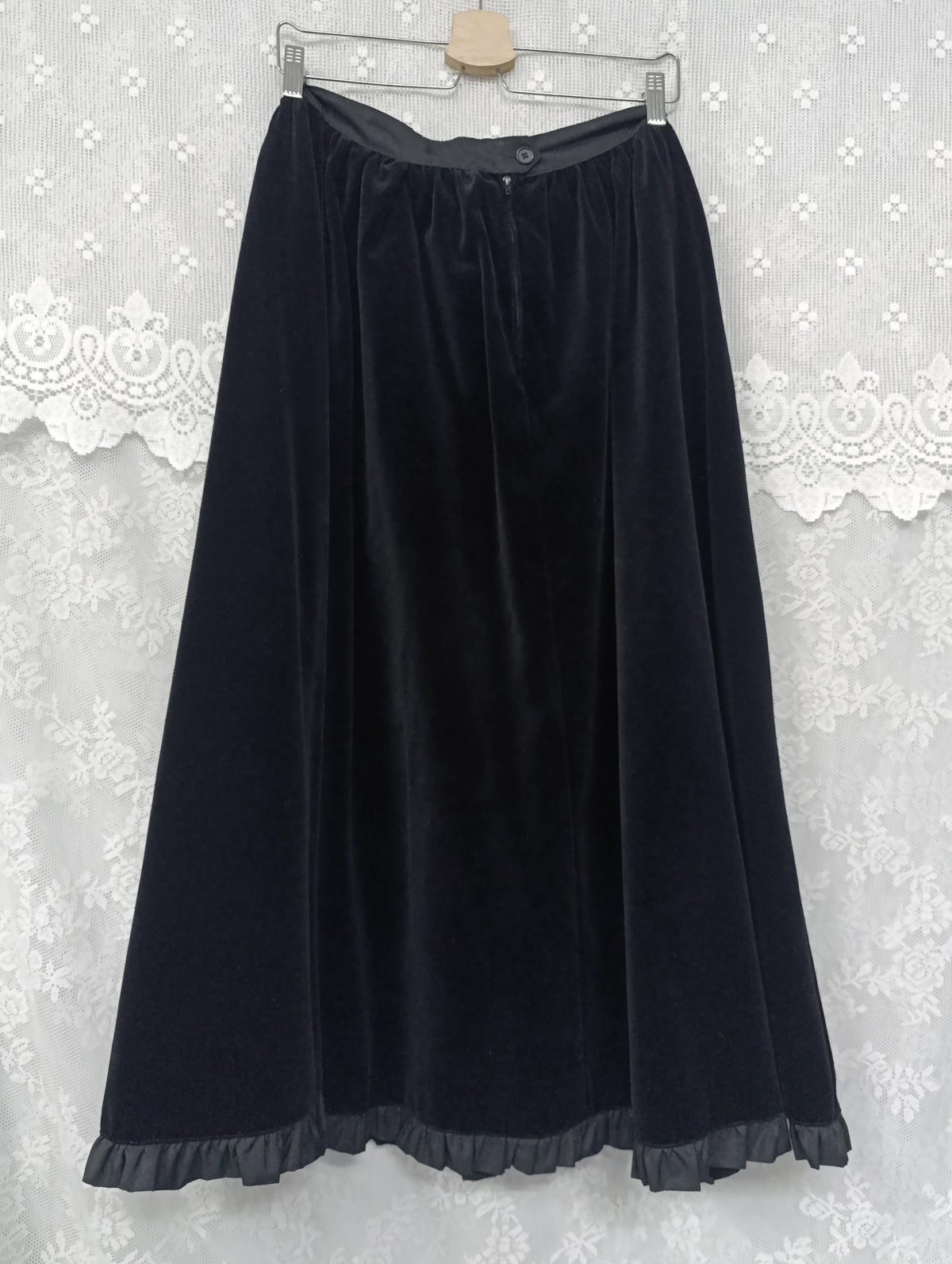Velvet Ruffle Maxi Skirt *ੈ✩‧₊˚