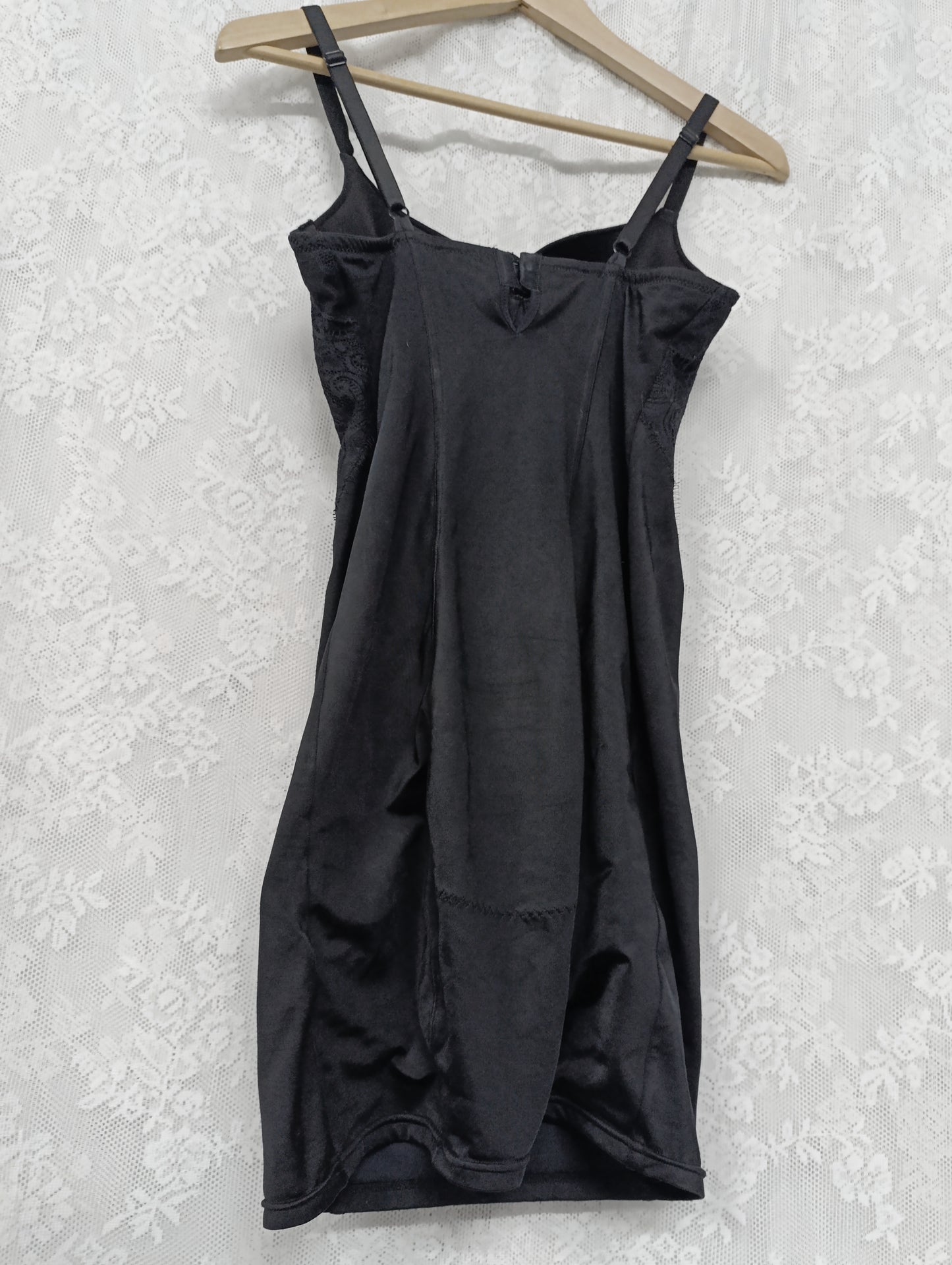 Bodycon Shaping Dress 𑣿