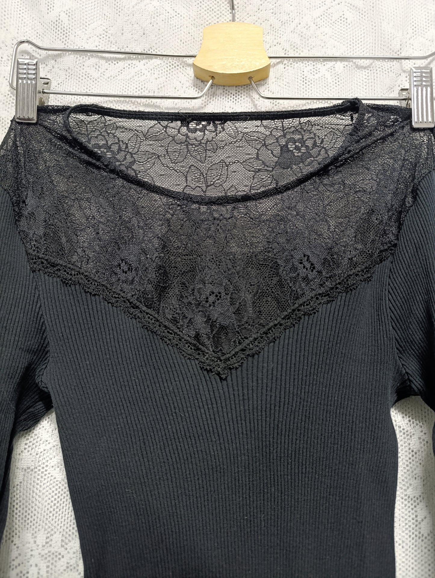 Fitted Top ‧₊˚✩彡